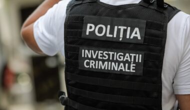 O femeie dintr-o localitate din județul Dolj a murit după ce ar fi fost aruncată într-o fântână dezafectată de soțul său / Bărbatul a fost găsit spânzurat de fiul său în locuința familiei