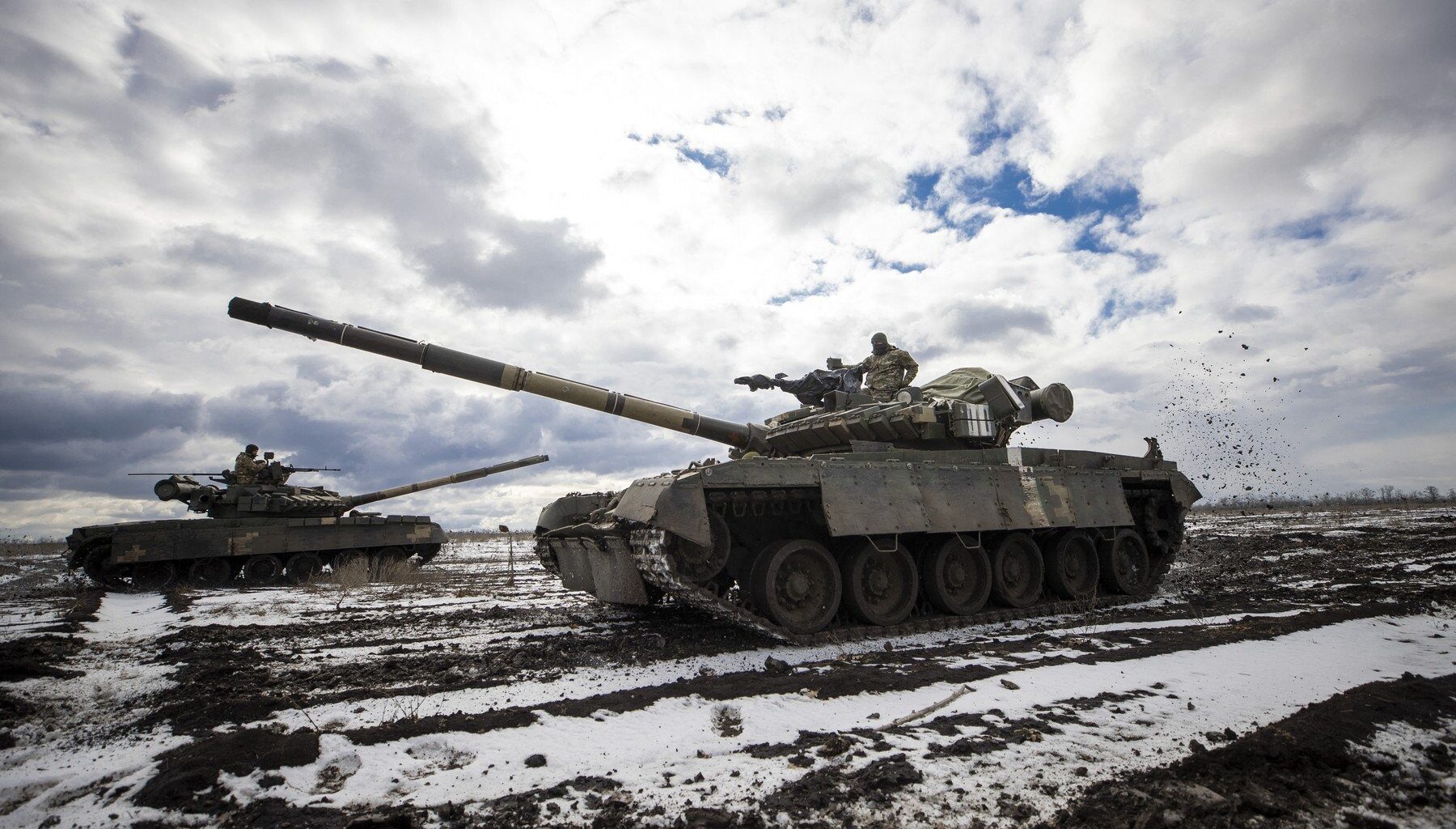 tanc ucrainean, razboi ucraina, operatiune, armata ucraineana, lovitura, front, forte armate ucrainene, atac, ofensiva terestra, soldati, militari, trupe