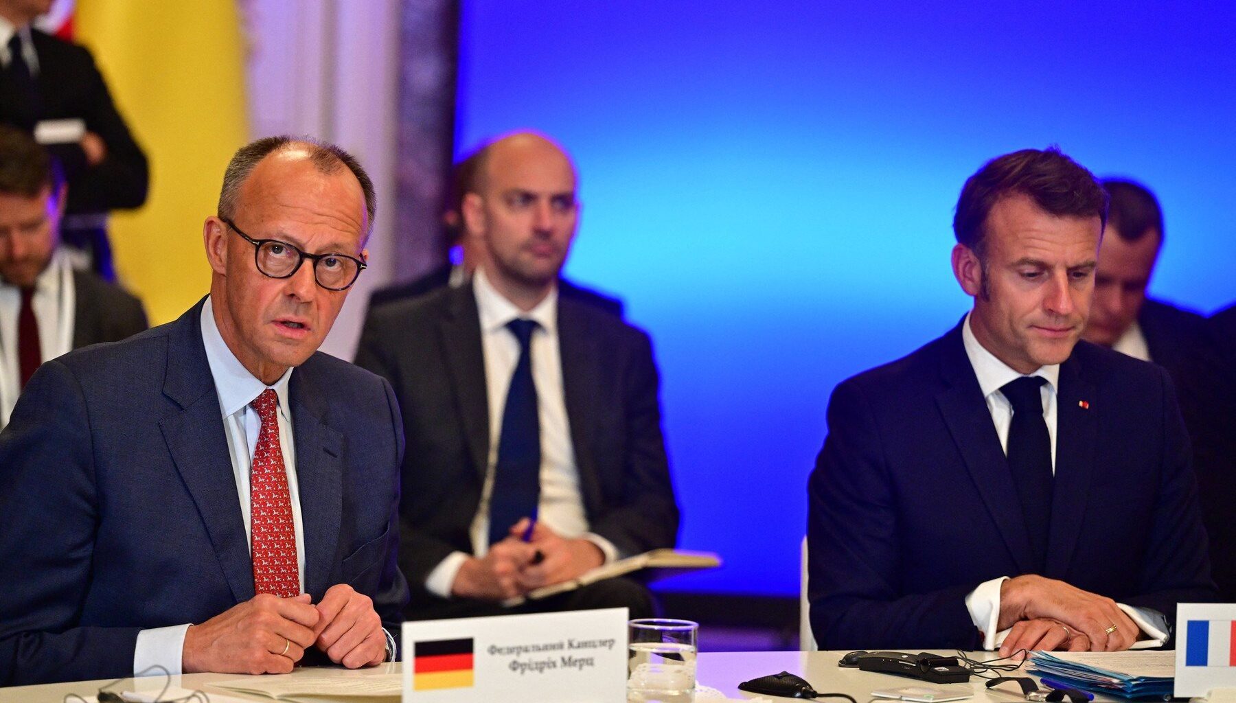 Emmanuel Macron Friedrich Merz