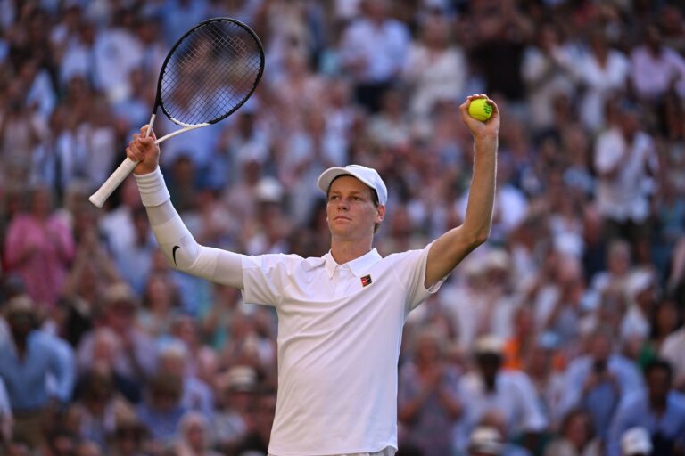 Jannik Sinner, lider ATP și multiplu campion de Grand Slam.