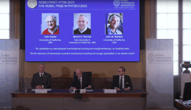 Premiul Nobel pentru Fizică 2025 a fost acordat cercetătorilor John Clarke, Michel Devoret și John Martinis, pentru munca din domeniul fizicii cuantice