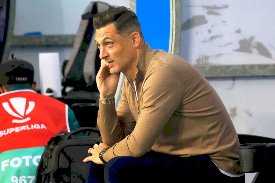 Lui Mirel Rădoi i-ar trebui un psiholog