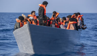 Şapte migranţi au murit după ce barca în care se aflau s-a răsturnat în largul Turciei