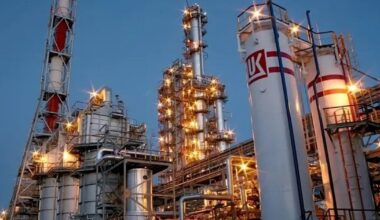 Bulgaria a interzis exporturile de combustibil către Uniunea Europeană ca urmare a sancţiunilor impuse Lukoil