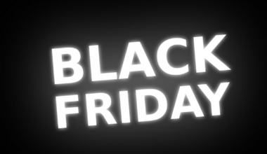 Black Friday 2025. Reduceri mari la încălţăminte și electrocasnice