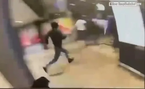 Violențe între suporterii lui Schalke 04 și Borussia Dortmund. Foto: „X”, @thecasualultra