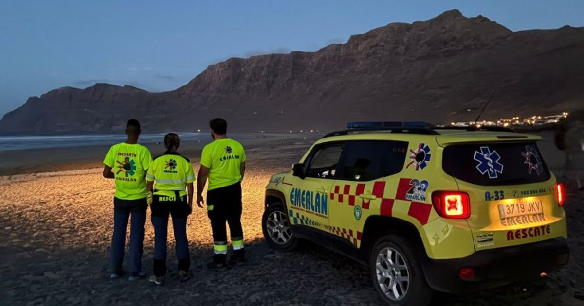 Un român de 37 de ani a murit înecat în Insulele Canare. Prietenul său este dat dispărut