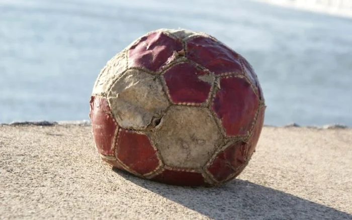 Minge de fotbal FOTO pixbay.com