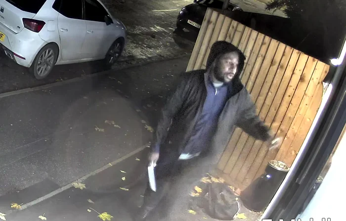 Suspectul care a rănit 11 persoane într-un tren spre Londra FOTO: X/@AnimalMan7