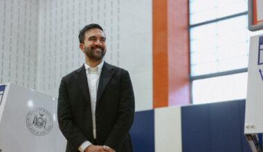 Cursa pentru Primăria New York-ului a depășit granițele locale. Cine este Zohrán Mamdani și de ce este urmărit chiar și din afara Statelor Unite