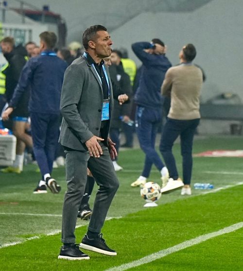 Universitatea Craiova - Rapid