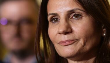 Portret de candidat. Cine este Anca Alexandrescu, moderatoarea TV care vrea să ajungă primar în București