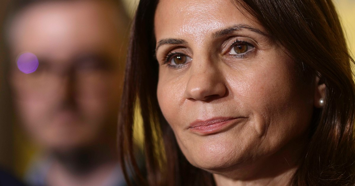 Portret de candidat. Cine este Anca Alexandrescu, moderatoarea TV care vrea să ajungă primar în București