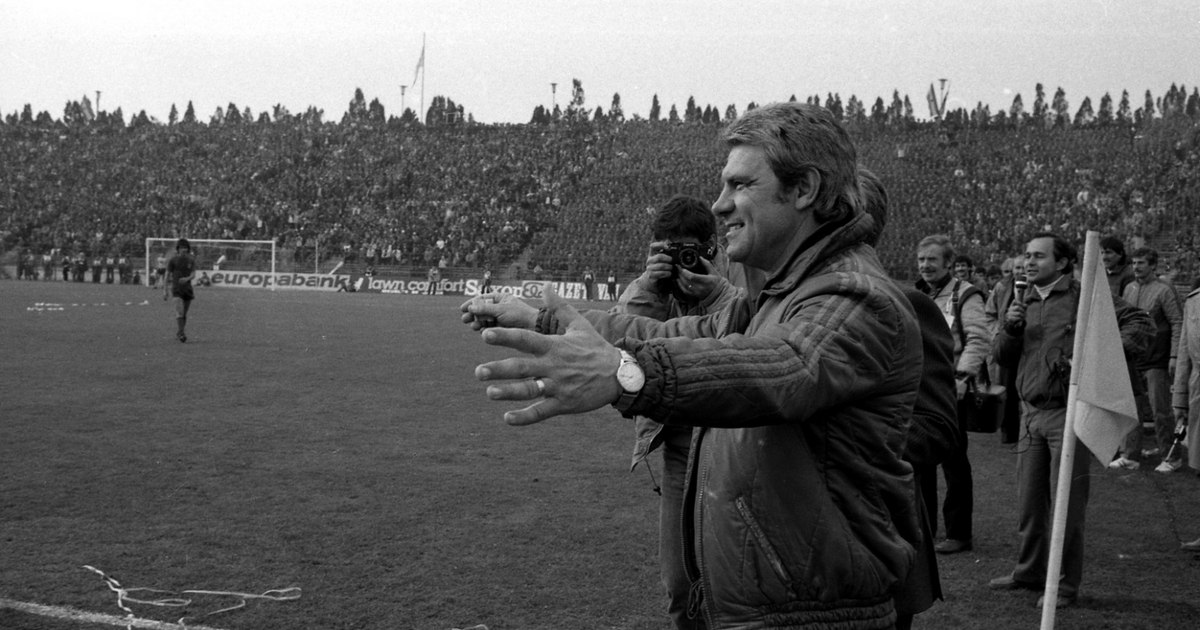 Emeric Ienei va fi înmormântat alături de fosta sa soție. Povestea emoționantă a legendei ce va rămâne veșnic în Oradea