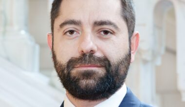 „Trebuie luate niște decizii grele”. Consilierul lui Nicușor Dan dă detalii despre reforma magistraților și cea a adiministrației publice