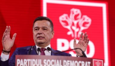 PSD revine la origini în era Grindeanu. „Nu schimbă direcția, ci doar o învelește în moralism și religie”