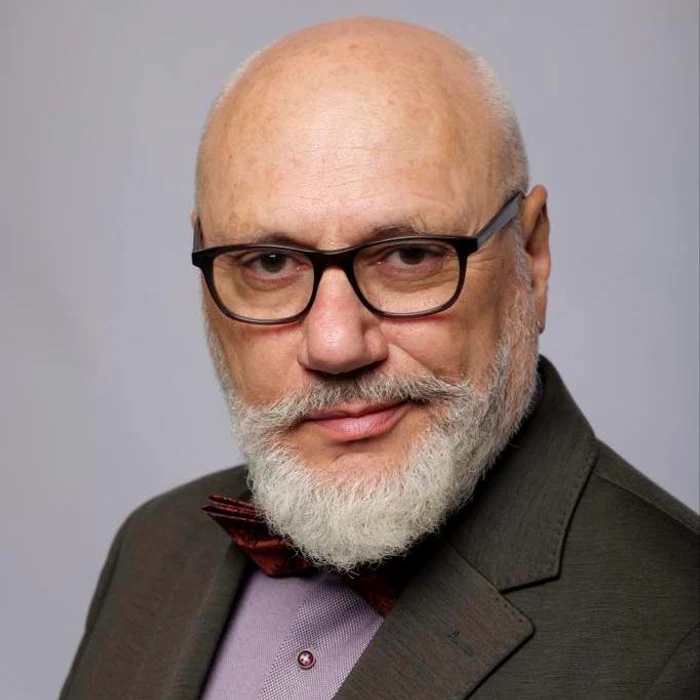 Dr. Cristian Andrei nu a completat studiile cerute de lege după 2004. FOTO: Facebook 