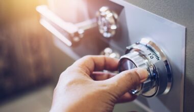 Bărbat în vârstă de 67 de ani, din București, jefuit de ceasuri, lingouri de aur și bijuterii de tânărul cu care întreținea relații sexuale