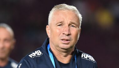 Dan Petrescu are mari probleme de sănătate: ar fi slăbit zeci de kilograme. Gică Popescu: „Nu poate nici acum să-şi ţină picioarele drepte”