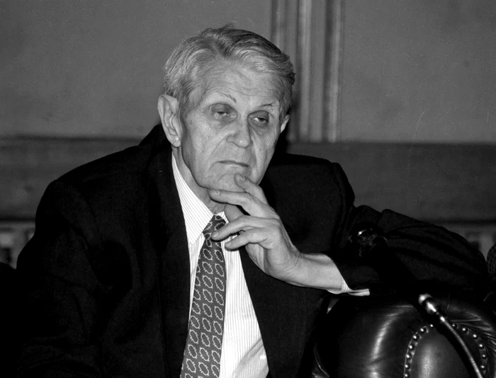 Corneliu Coposu a fost timp de 17 ani deţinut politic. FOTO: arhivă