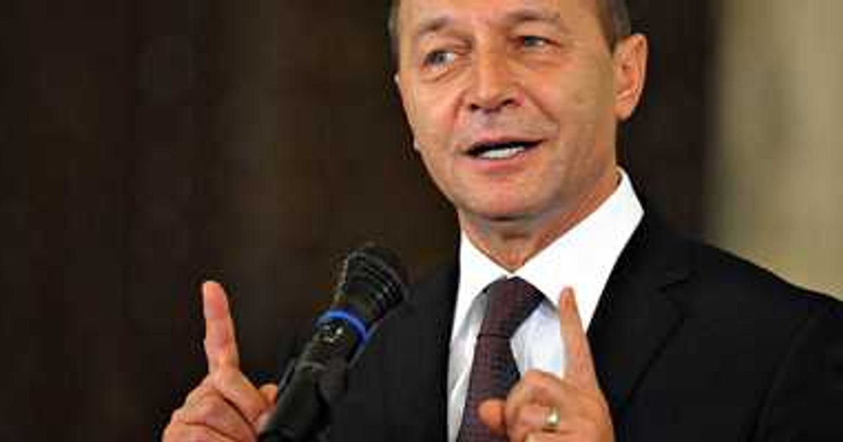 Traian Băsescu l-a făcut praf pe Ioan Becali. Fostul președinte l-a numit „infractor” pe impresarul de fotbaliști