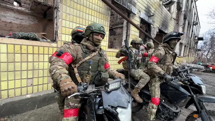 Soldați ruși pe motociclete/FOTO:X