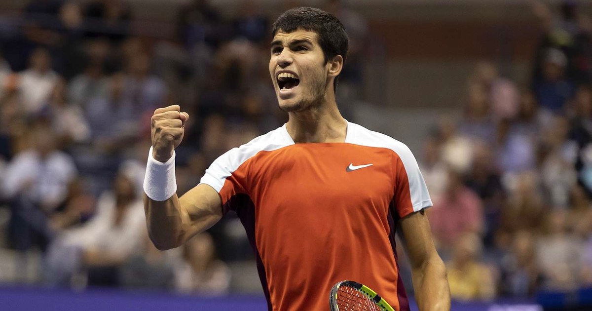 Moment savuros la Turneul Campionilor. Reacția lui Carlos Alcaraz când l-a întâlnit pe Ilie Năstase