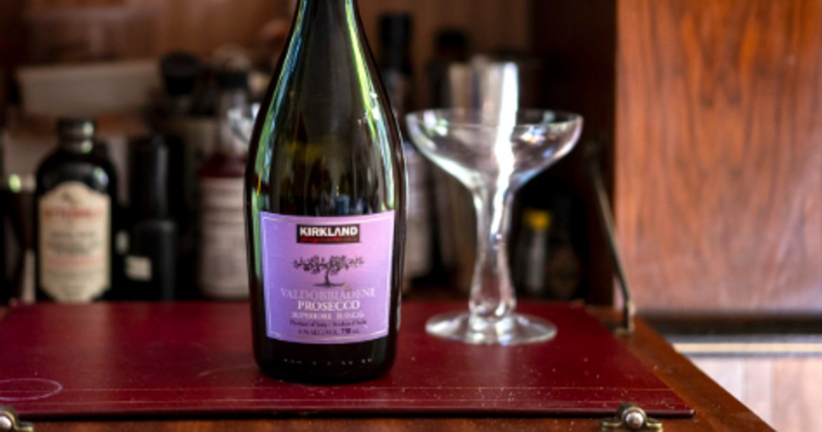 Lot de vin Prosecco, în pericol iminent de explozie. Aproape un milion de sticle retrase de pe piață