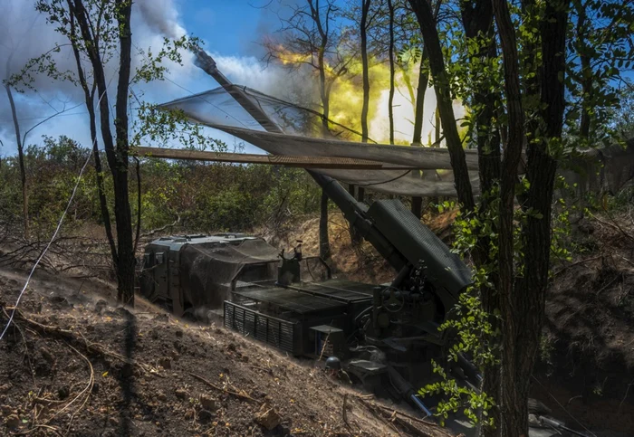 Soldați ucraineni pe frontul din Zaporojie/FOTO:EPA/EFE