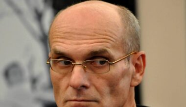 Cristian Tudor Popescu, „pastile” pentru Nicușor Dan: „Mită anticorupție și matematică prezidențială”