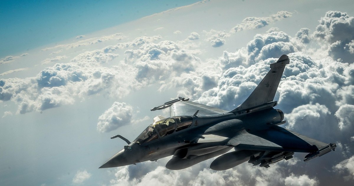 Franța nu va putea furniza Ucrainei 100 de avioane de vânătoare Rafale. Care este motivul?