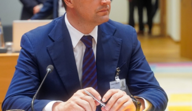 Programul Rabla trebuie regândit pe 3-4 ani. Avertisment: impozitul minim frânează industria auto