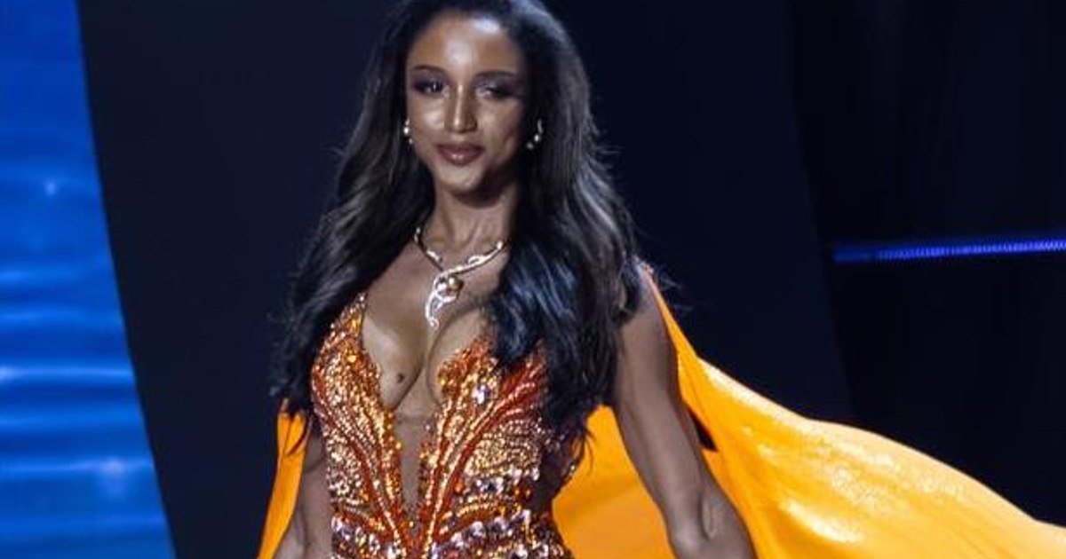 Miss Jamaica a căzut de pe podium și a ajuns la spital în timpul rundelor preliminare ale concursului Miss Universe