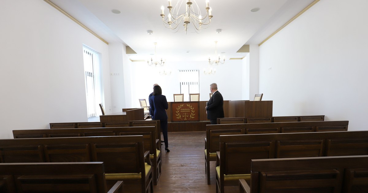 Cum văd românii reforma pensiilor magistraților. „Nu sunt ca noi, care trebuie să înghițim orice ni se servește”