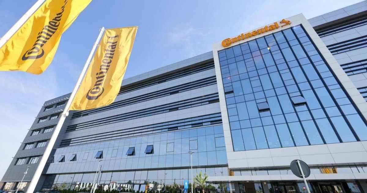 Un gigant german cu șapte fabrici în România vrea să concedieze 1.500 de angajați și să vândă divizia ContiTech