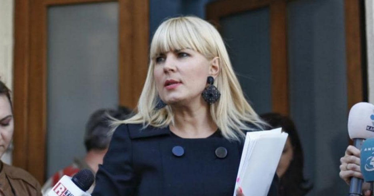 Elena Udrea se pregătește să meargă în vacanță de sărbători. „Țin post, evident. Fac fapte bune, citim Biblia zilnic”