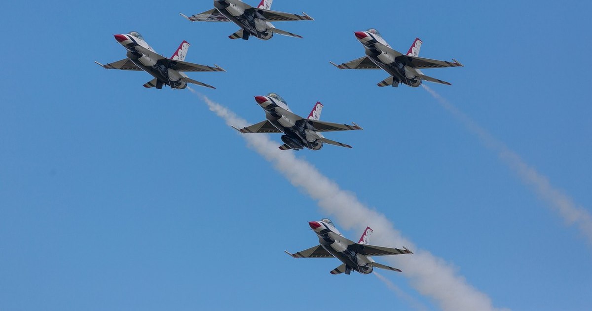 Armele cu care România ar putea distruge dronele, fără a apela la rachete de un 1 milion de euro. General: „Ucrainenii le folosesc, noi nu”