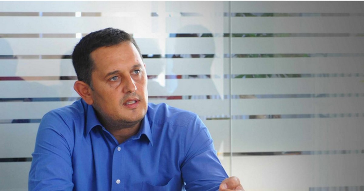 Europarlamentarul AUR Gheorghe Piperea își anunță retragerea din politică și revenirea la „matca de avocat, profesor și om simplu”