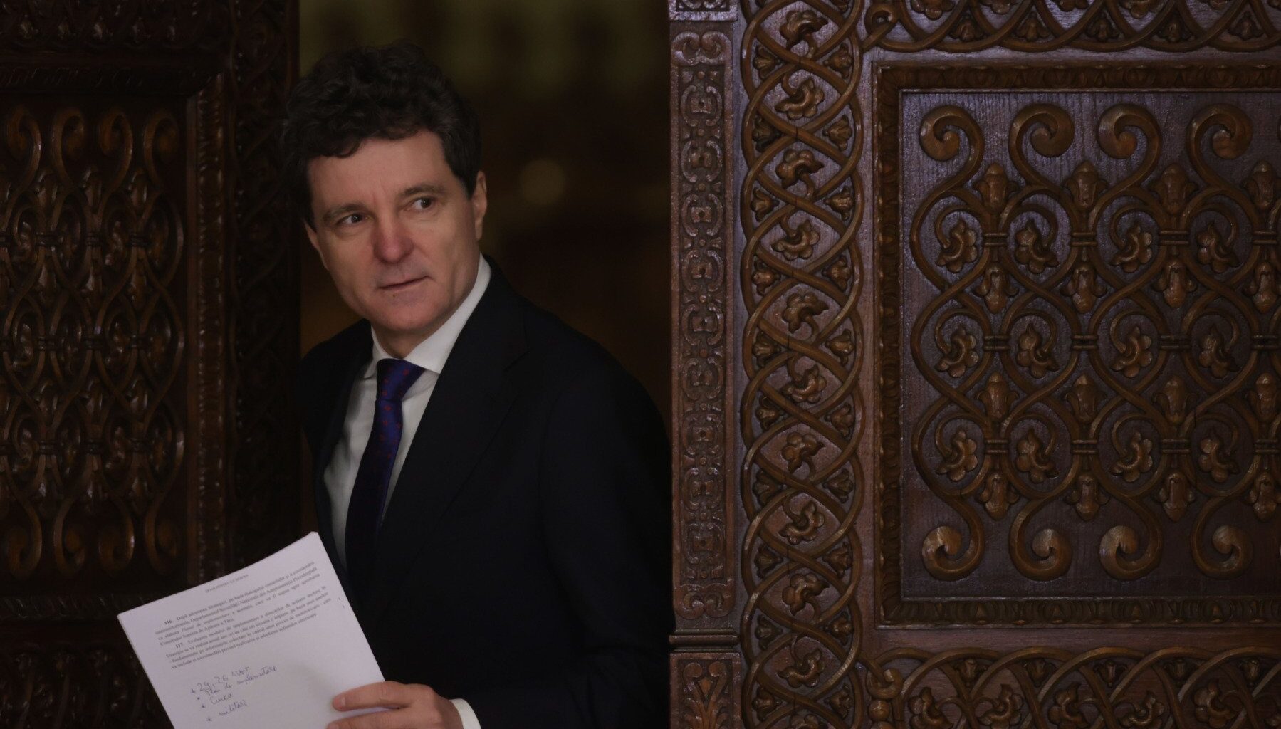 Nicușor Dan, președintele României, susține o conferință de presă la Palatul Cotroceni din București, 12 noiembrie 2025