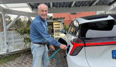 Proprietarii de maşini electrice din Suedia au aflat cu stupoare că vor plăti penalităţi dacă-şi încarcă maşinile acasă simultan cu pompele de căldură sau cuptoarele | PiataAuto.md