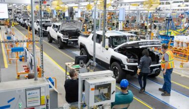 GM a anunţat concedieri în masă printre angajaţii implicaţi în producţia maşinilor electrice şi a bateriilor pentru ele, într-o nouă realitate a pieţei | PiataAuto.md