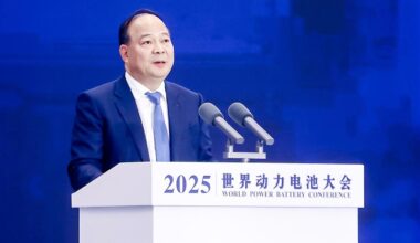 Şefii marilor companii chinezeşti au spulberat speranţele pentru bateriile cu stare solidă, anunţând la unison că va mai dura mult până acestea ar putea fi gata de producţie | PiataAuto.md