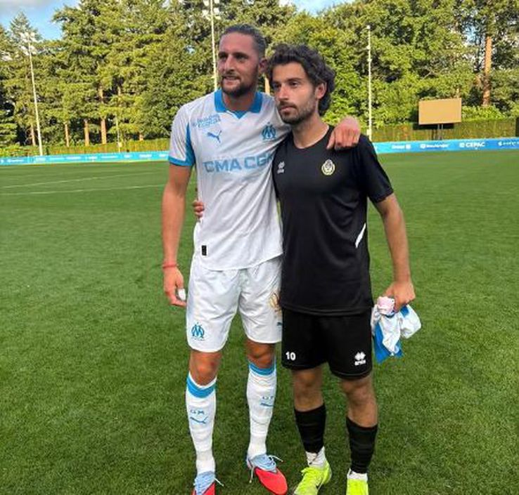Robert Ion în amicalul cu Marseille / Sursă foto: Instagram@ robeerrtt10