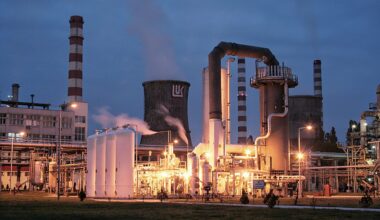 Surpriza de la Washington: Rafinăria Petrotel poate funcționa în continuare