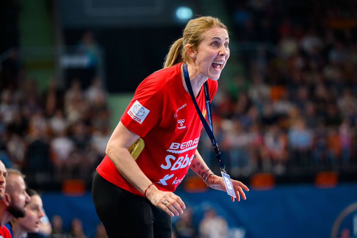 Ședință la CSM București » Se discută aducerea unui nume uriaș pe bancă