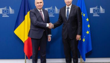 România evită suspendarea fondurilor europene. Comisia Europeană confirmă îmbunătățirea situației economice / Reacția premierului Bolojan