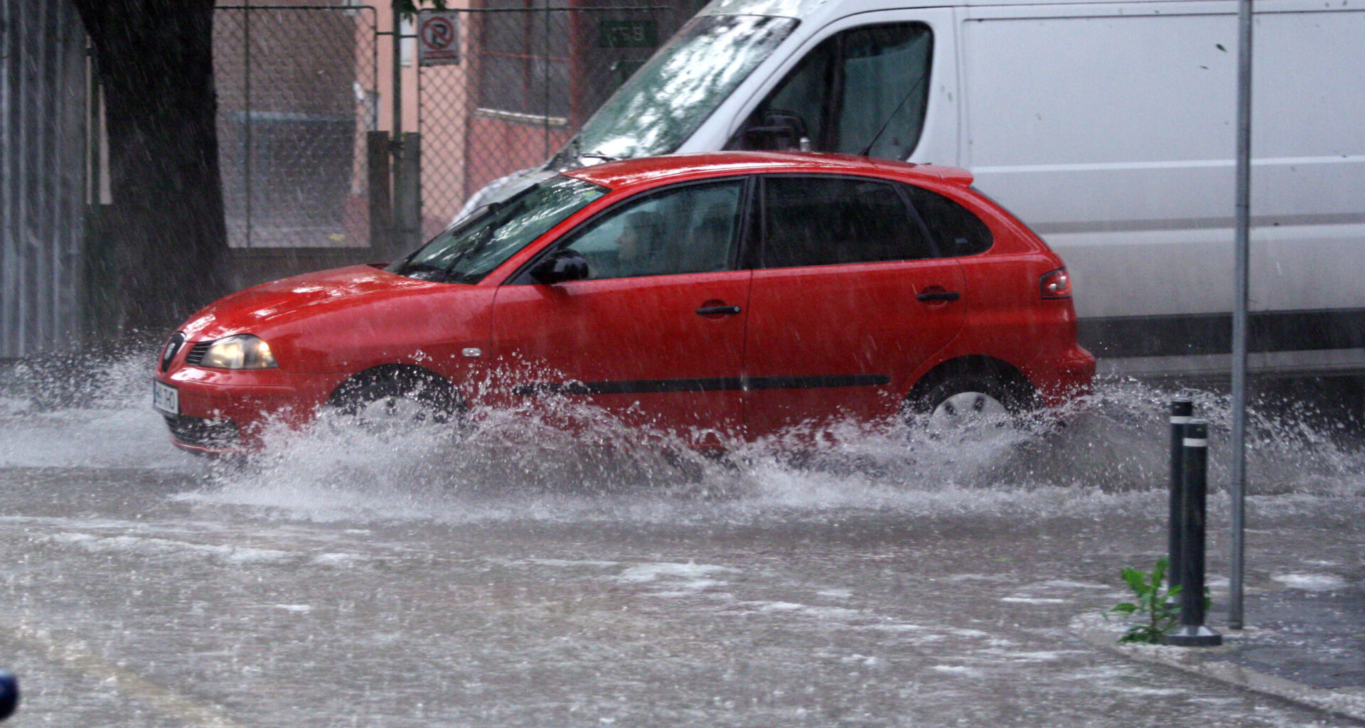 Vreme rea în România. Ploi, lapoviță și ninsoare. Cod galben în 8 județe
