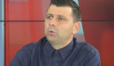 „La pușcărie! Eu îi dădeam cu ghetele în cap”