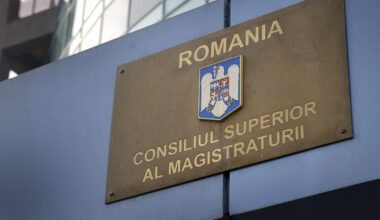 Guvernul ar urma să își asume răspunderea în Parlament pe reformă