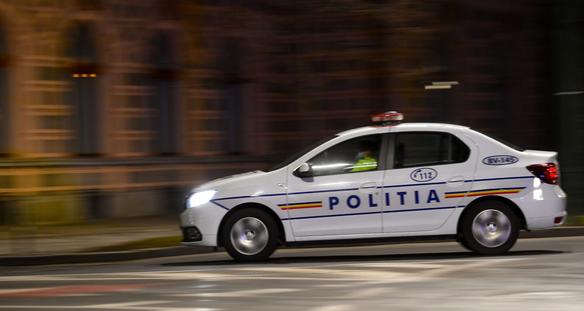 peste 200 de percheziții pentru destructurarea rețelelor de trafic de persoane, droguri și criminalitate informatică